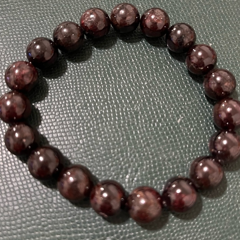 Gemstone beaded bracelet